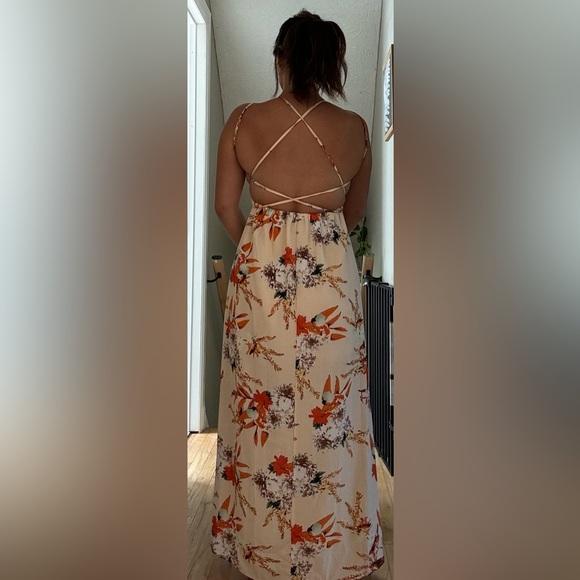 Simply Maxi Dress size XS - Picture 2 of 3